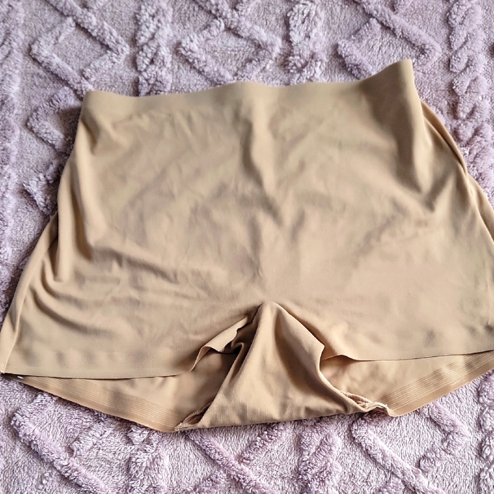 Women's Tan Miracle SUIT Shapewear Shorts Size XL